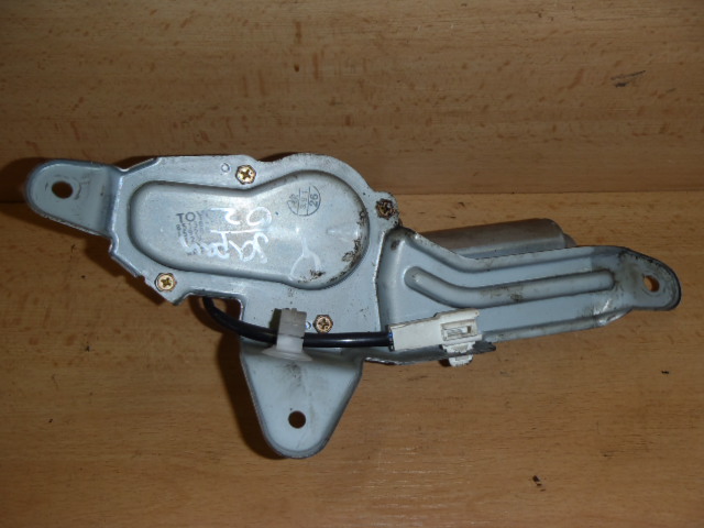 Motorek zadního stěrače Toyota Yaris 1998-2006