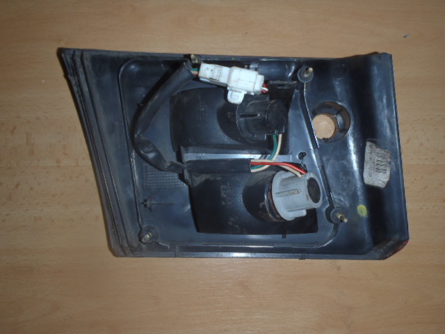 Zadní světlo Carina E P. 1992-1994 do dveří