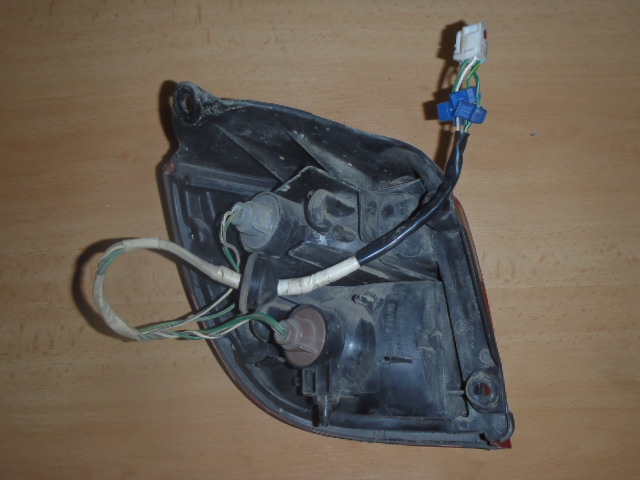 Zadní světlo Carina E P. combi