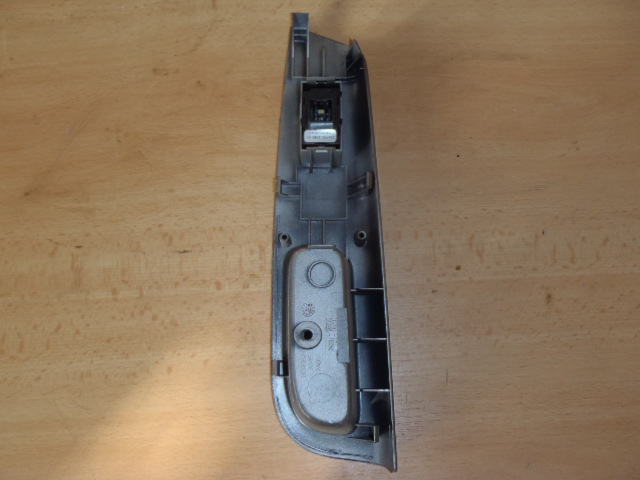 Ovládání oken spolujezdec 3 dveře