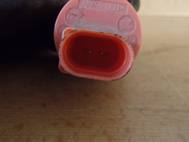 Motorek ostřikovačů