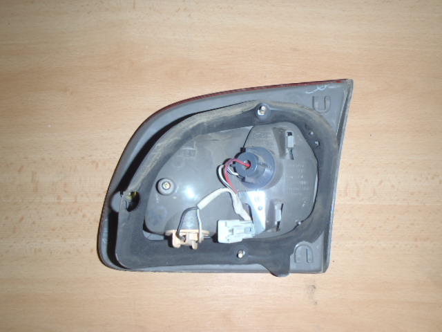 Zadní světlo Corolla L.1997-2002 sedan do dveří