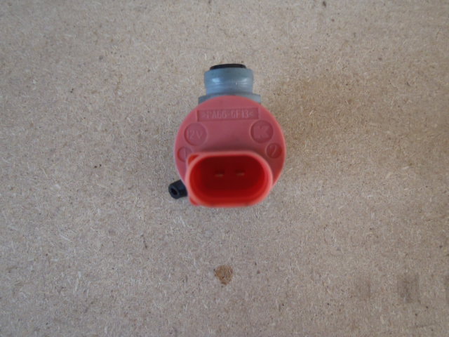 Motorek ostřikovače