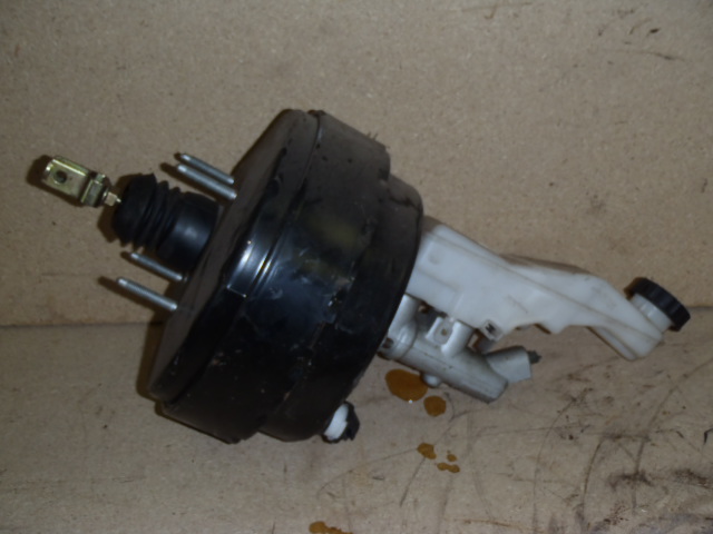 Hlavní brzdový válec s posilovačem 1.6 VVT-i