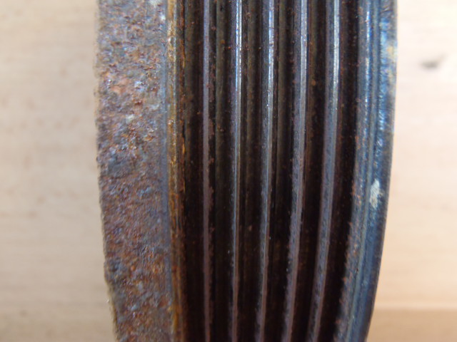 Řemenice 1.6 VVT-i
