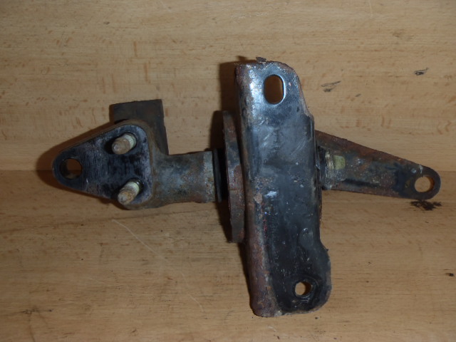 Silentblok motoru 1.6 VVT-i