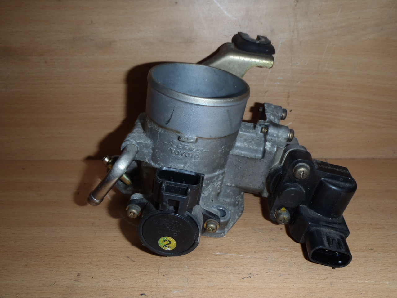 Klapka sání 22270-28010 2.4 VVT-i