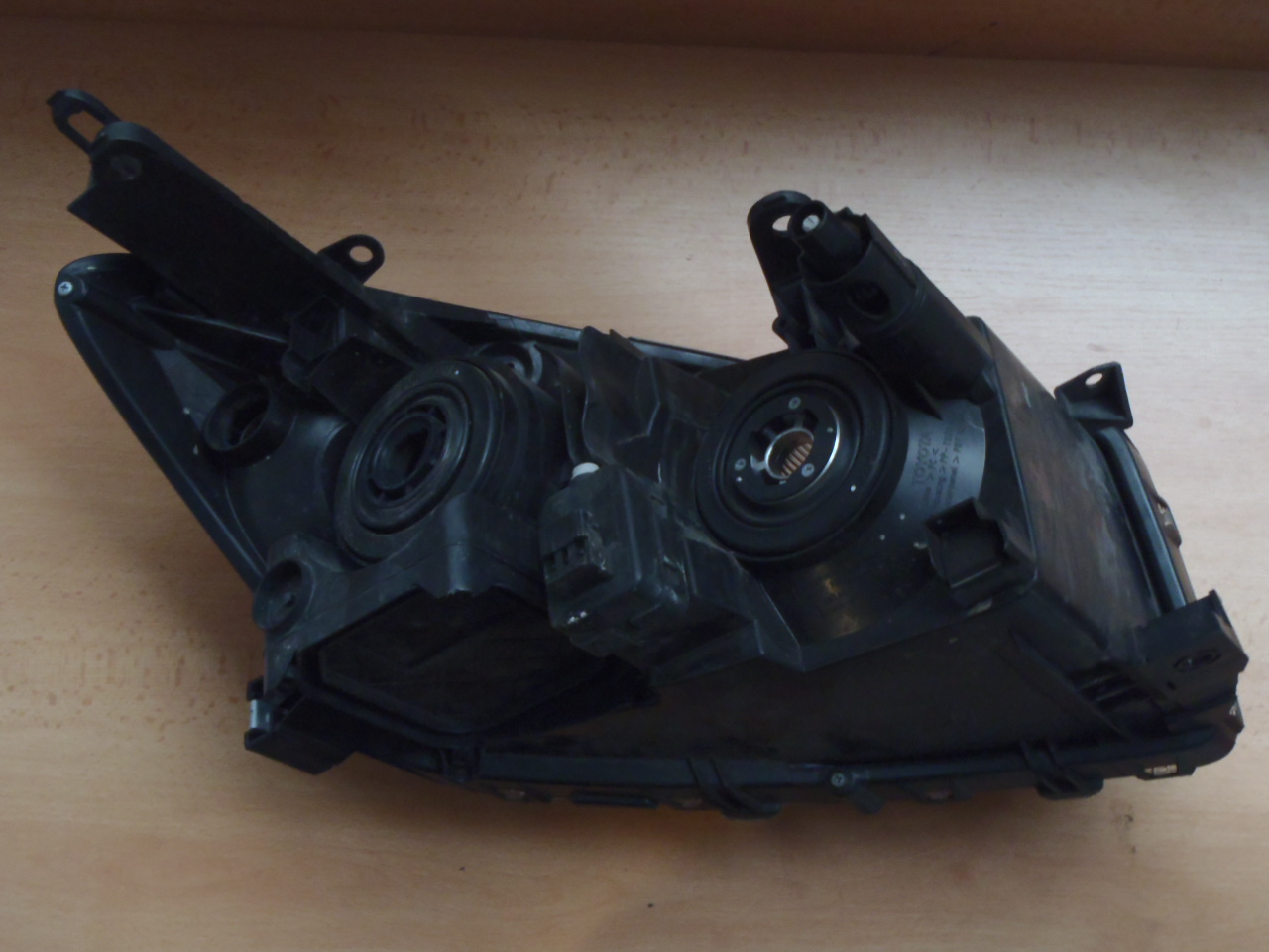 Přední světlo RAV4 L 2006-2008
