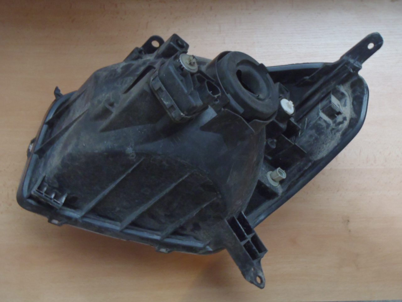 Přední světlo RAV4 P.2000-2003