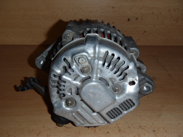 Alternátor Yaris 1.4 D4D