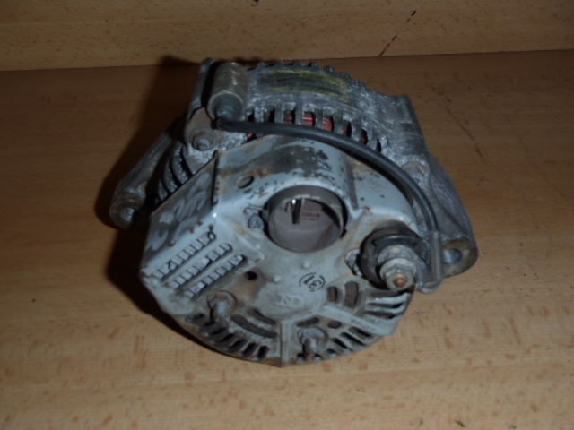 Alternátor Celica 2.0i