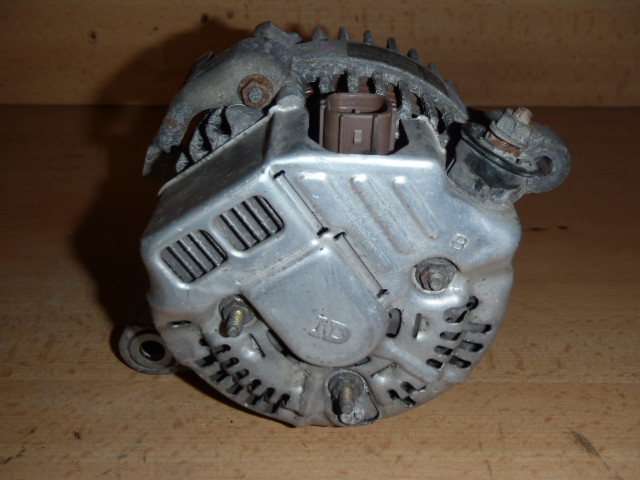 Alternátor Corolla 2.0 D4D