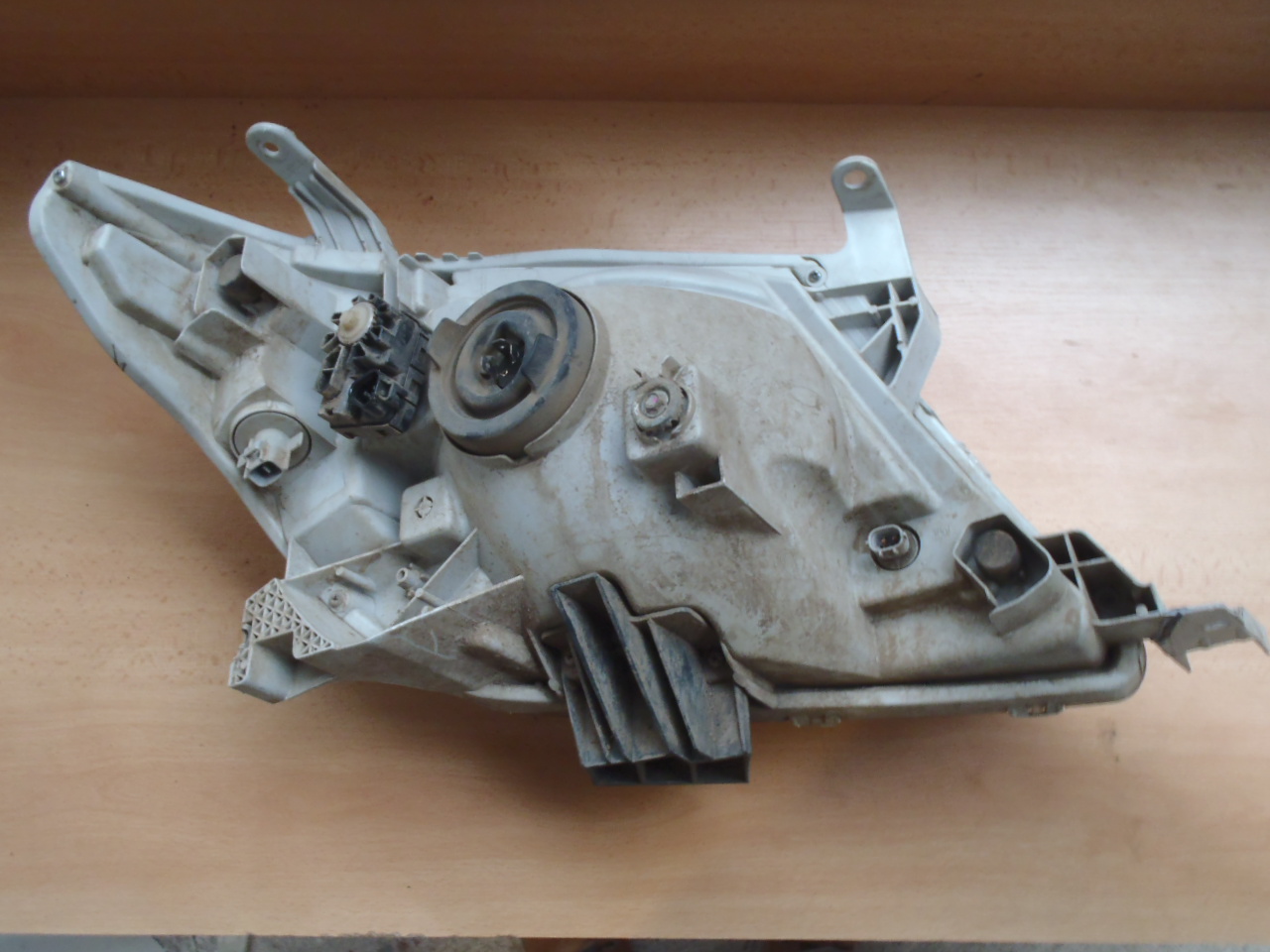 Přední světlo Hilux L.2006-2010