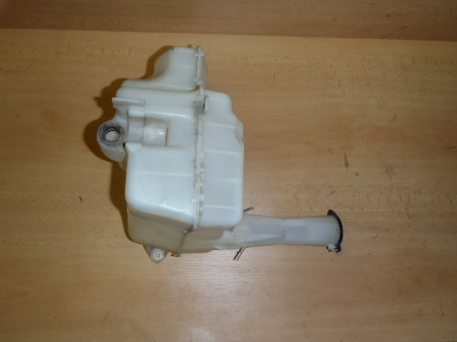 Nádobka ostřikovačů Paseo