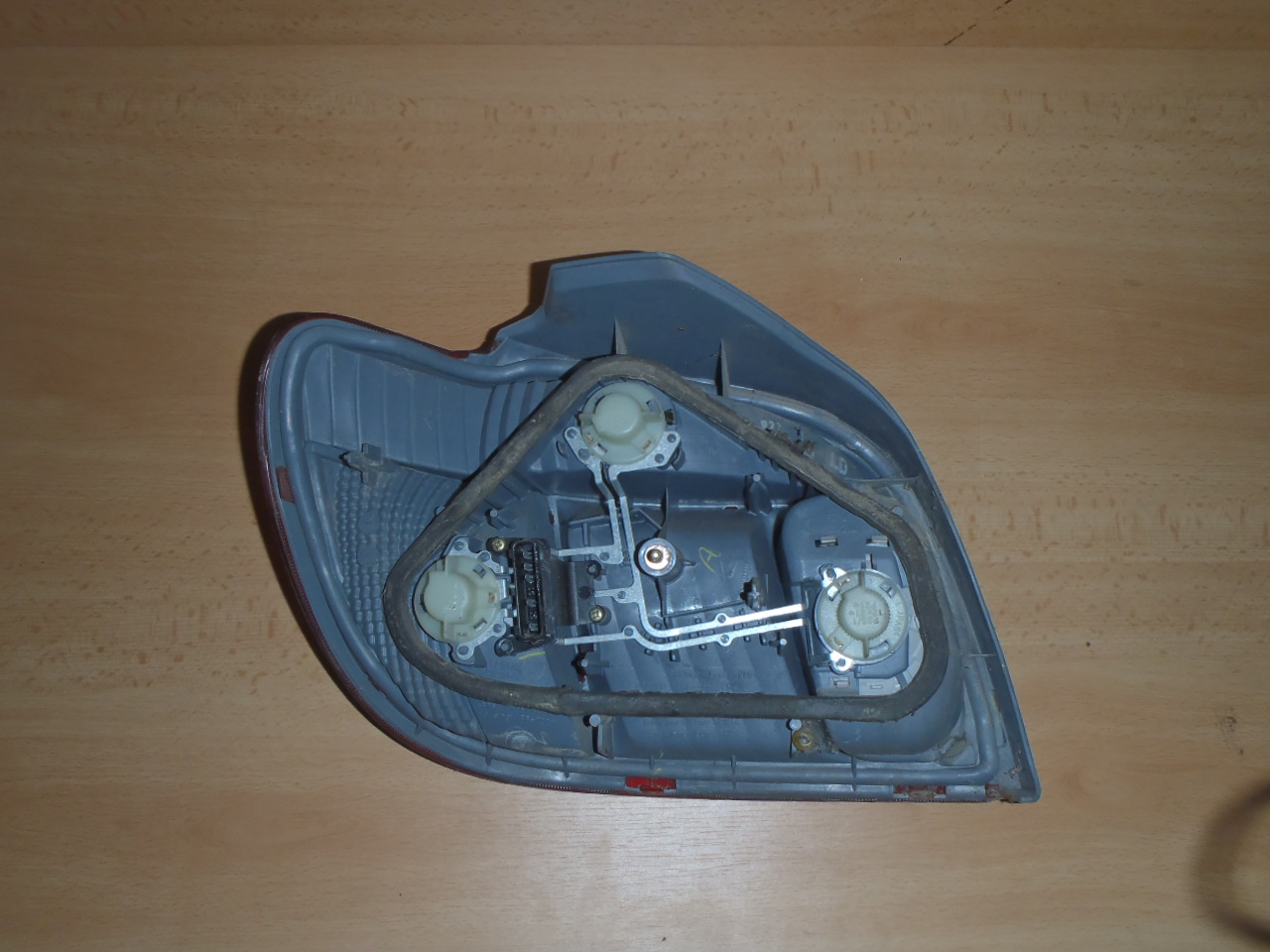 Zadní světlo Yaris P.2002-2005 Francouz facelift