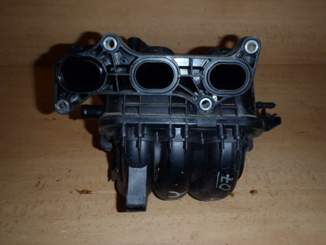 Sání motoru Yaris 1.0 VVT-i