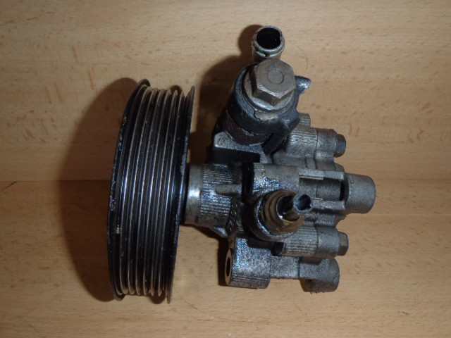 Servo pumpa RAV4 1.8 + 2.0 VVT-i