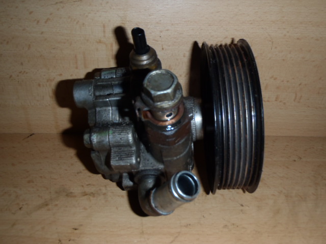 Servo pumpa Avensis 2.0 VVT-i