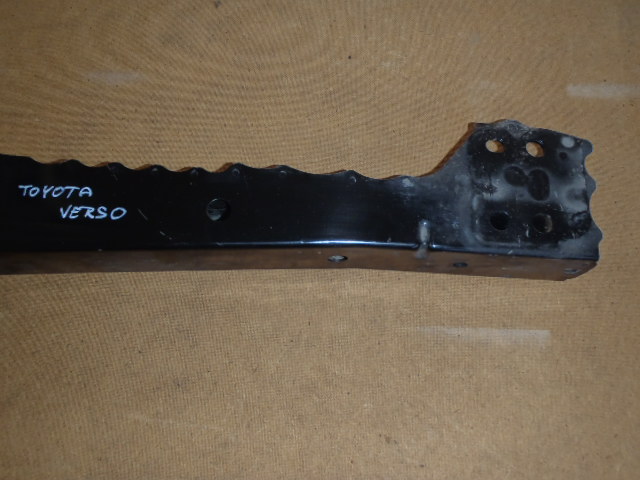 Příčka pod motor Verso