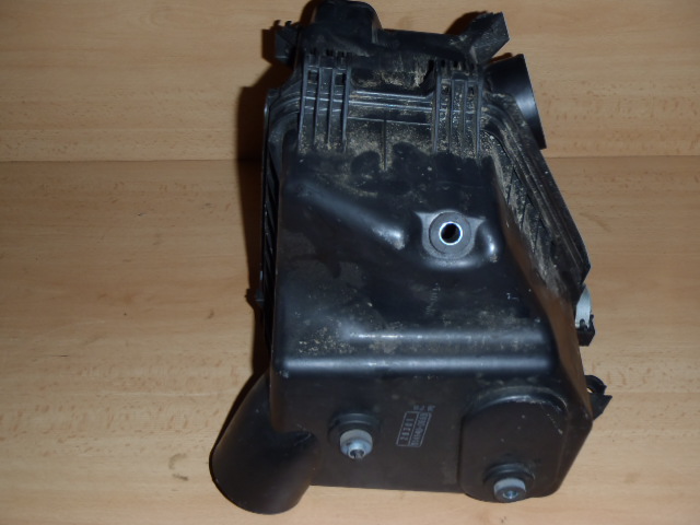 Filtrbox RAV4 2.0 VVT-i 02