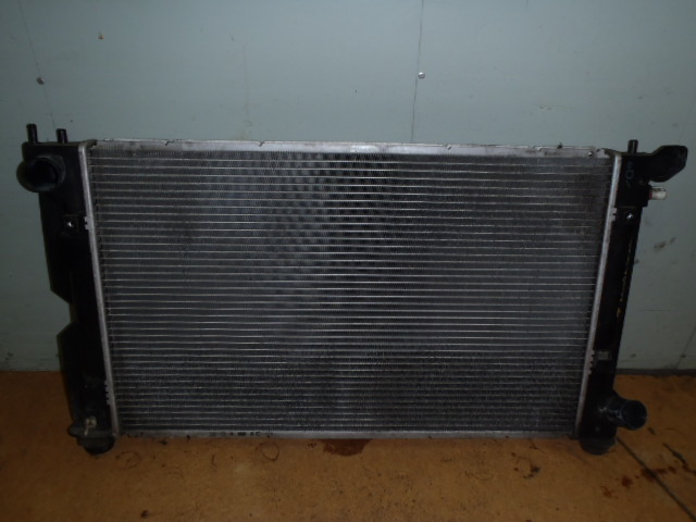 CHladič Corolla Verso I