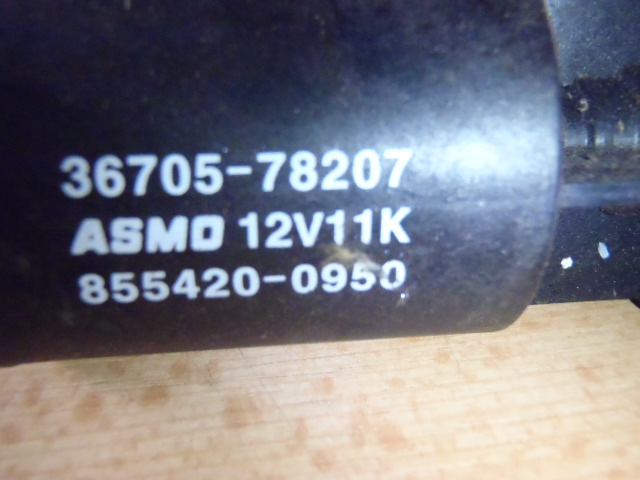 Motorek ostřikovačů Toyota Hilux 3.0 D4D