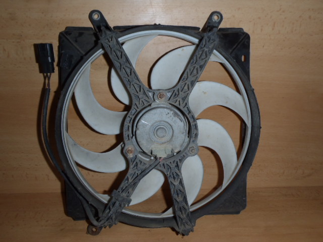 Ventilátor Toyota Carina 1.6,1.8i