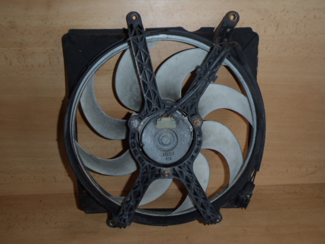 Ventilátor Toyota Avensis 1.6,1.8i