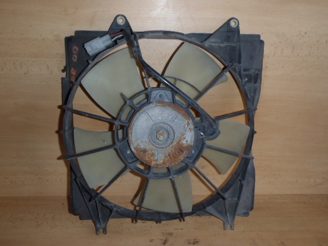 Ventilátor Toyota Corolla 1.4,1.6 VVT-i