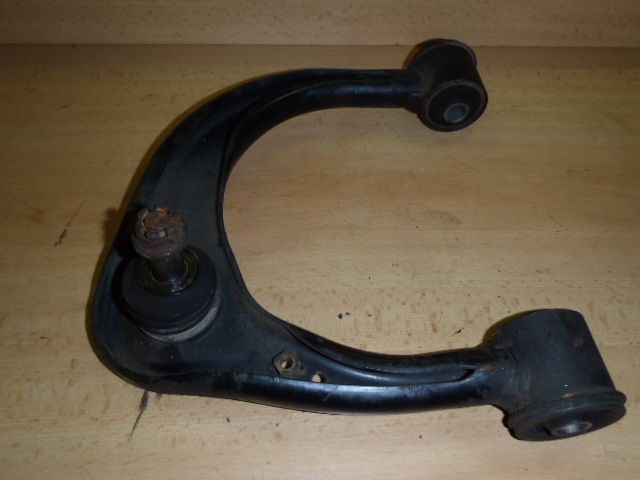 Horní rameno P Toyota Hilux 