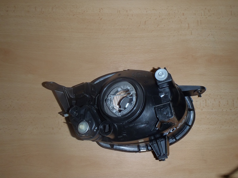 Přední světlo Corolla L.1997-2000