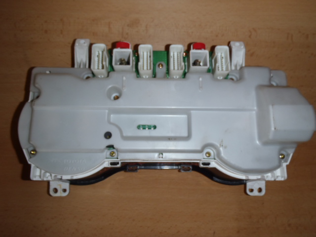 Přístrojová deska Toyota RAV4 D05-a