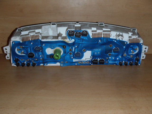 Přístrojová deska Toyota Carina II T13