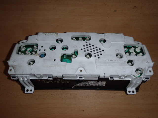 Přístrojová deska Toyota Corolla E54-c