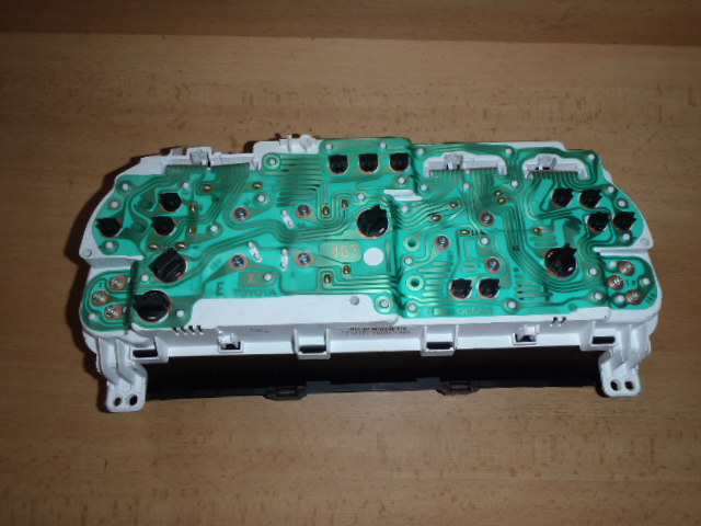 Přístrojová deska Toyota Corolla E44