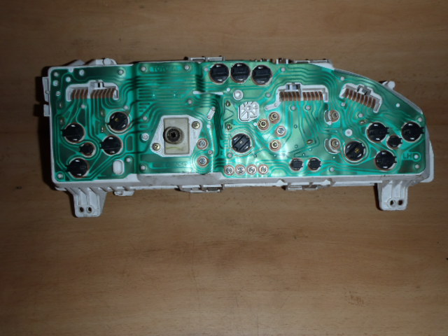 Přístrojová deska Toyota Corolla E32