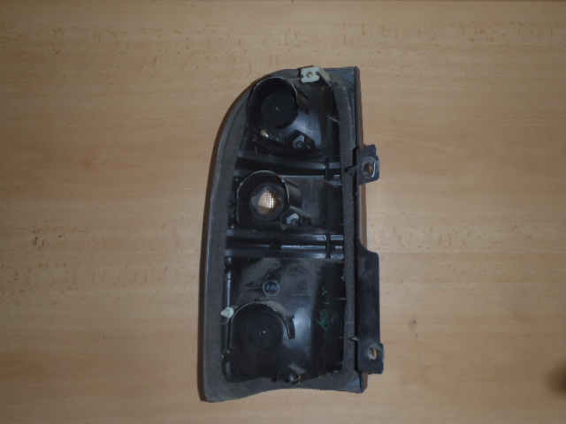 Zadní světlo Land Cruiser 90 P. 2