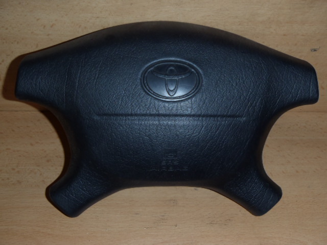 Airbag řidiče Toyota Carina E