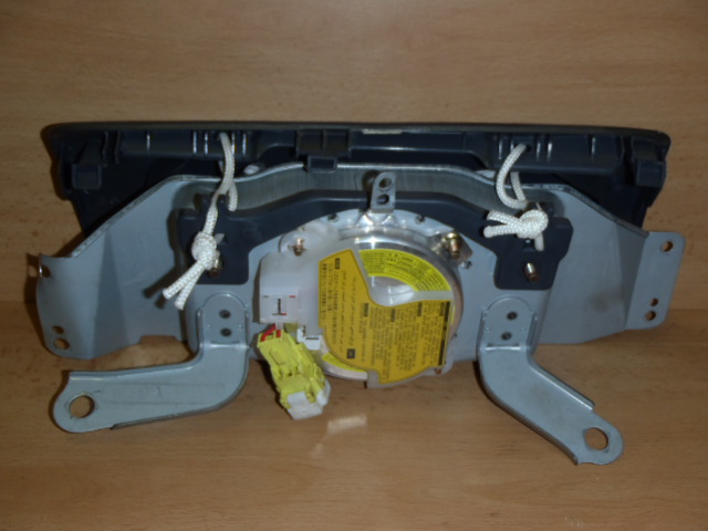 Airbag spolujezdce Toyota Corolla