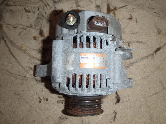 Alternátor 1.4 VVT-i