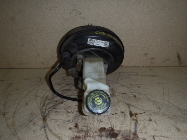 Hlavní brzdový válec s posilovačem 1.4 VVT-i