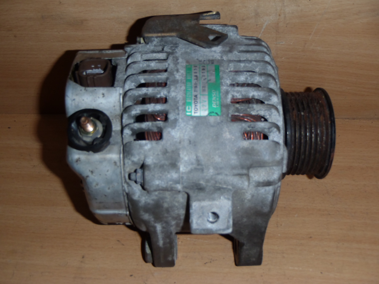 Alternátor 2.4 VVT-i