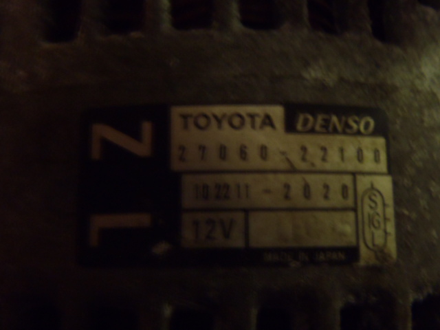 Alternátor Corolla Verso 1.8 VVT-i