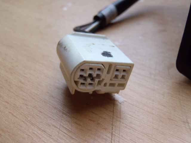 Zpětné  zrcátko Toyota Avensis 2003-2005 L.