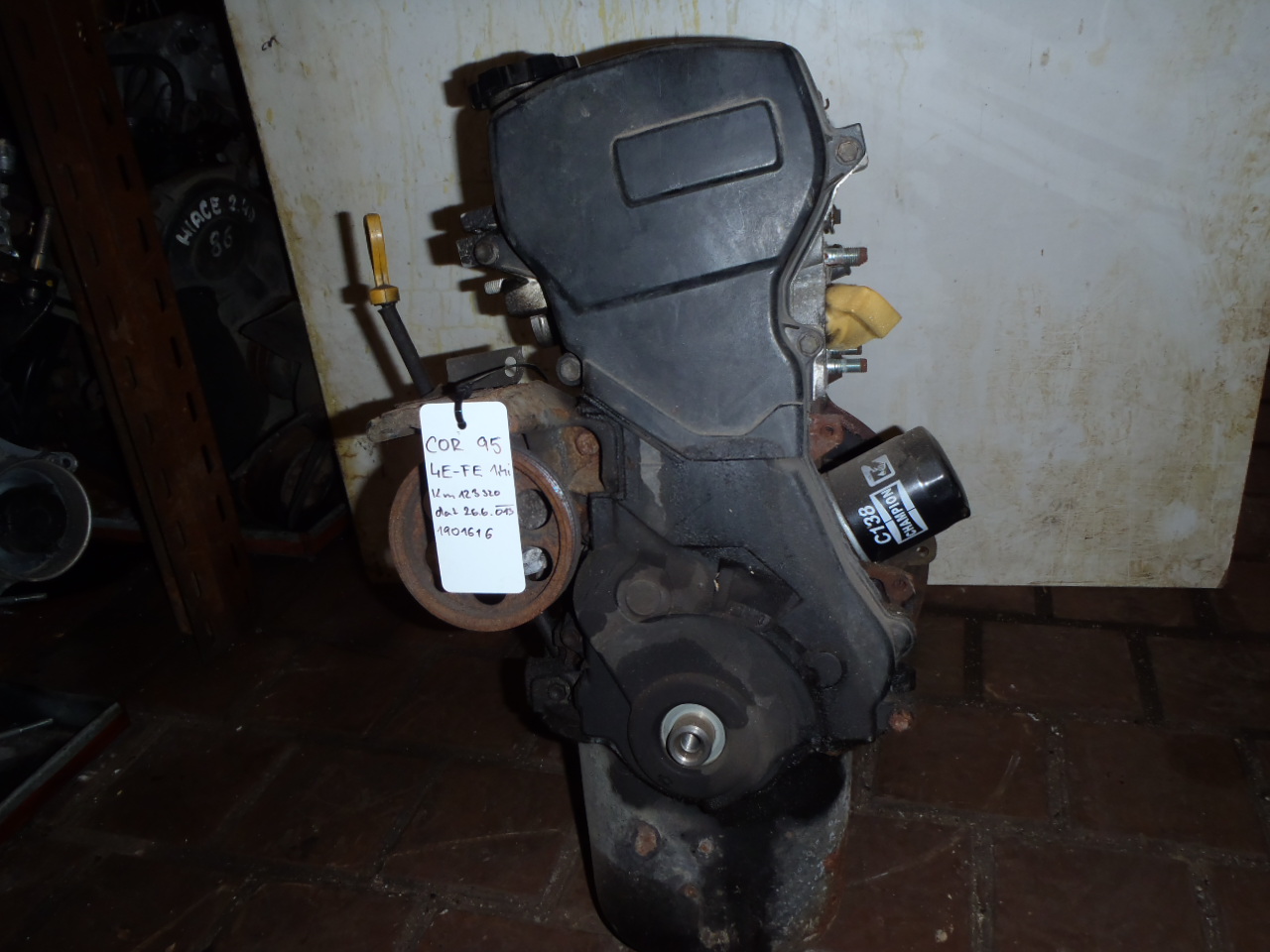 Motor 1.4i kód 4E-FE 