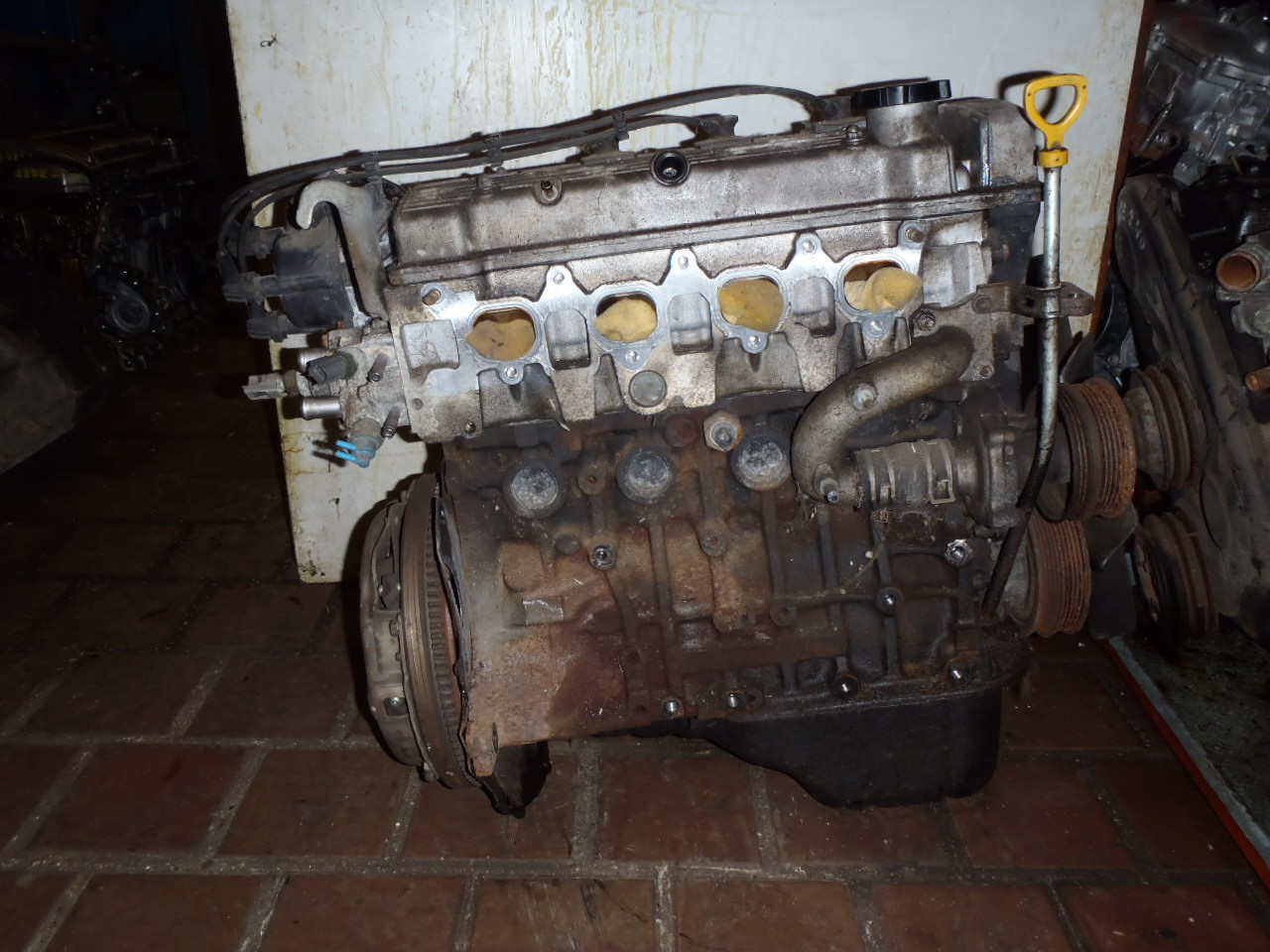 Motor 1.6i  kód 4A-FE
