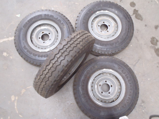 LC 70/75/78 Plechové disky + Pneu nové 7.50 R16C