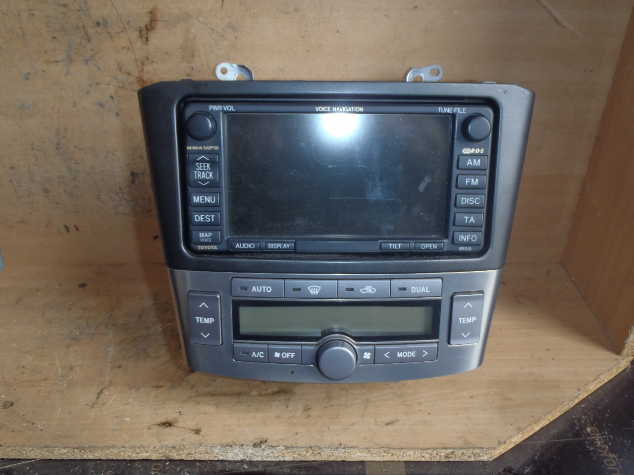 Navigace B9010