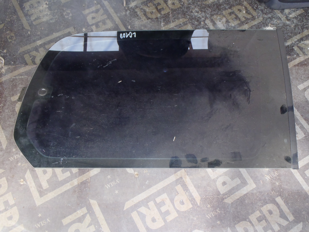 Výklopné pravé okno