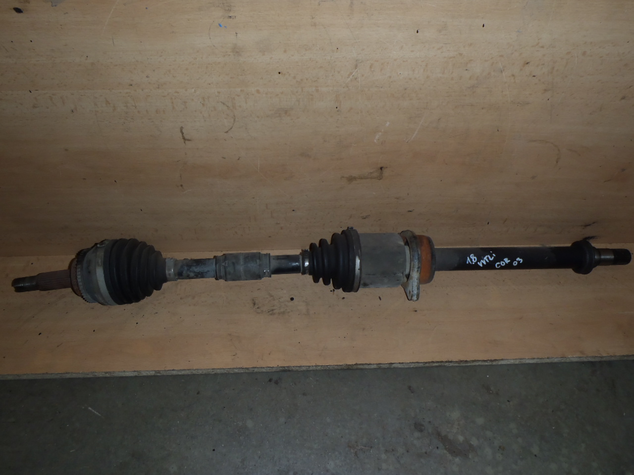 Poloosa P. 1.8 VVTL-i